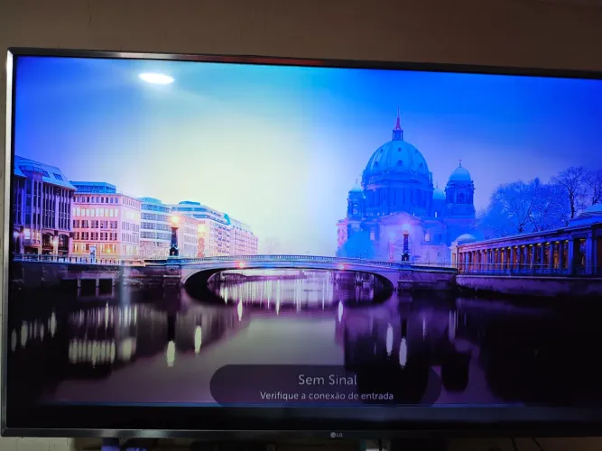 Smart TV LG 4k 49 polegadas com defeito