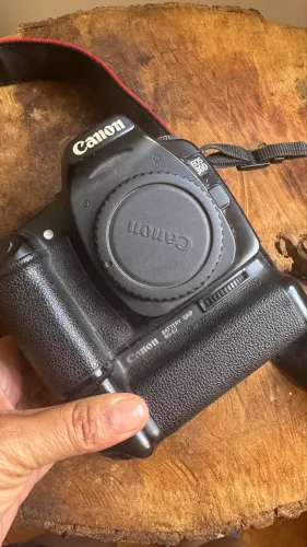 Câmera  Cânon 30D + rádio Flash Greika