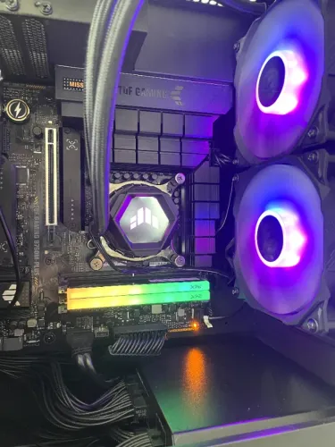 PC Gamer i5-12600K + RX 6800 16GB + 32GB DDR5 + SSD NVMe 1TB ? Dual Boot macOS e Windows