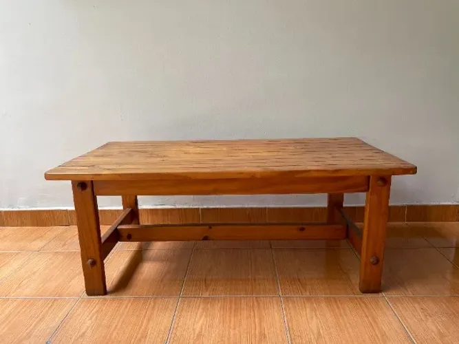 Mesa de Madeira de Centro