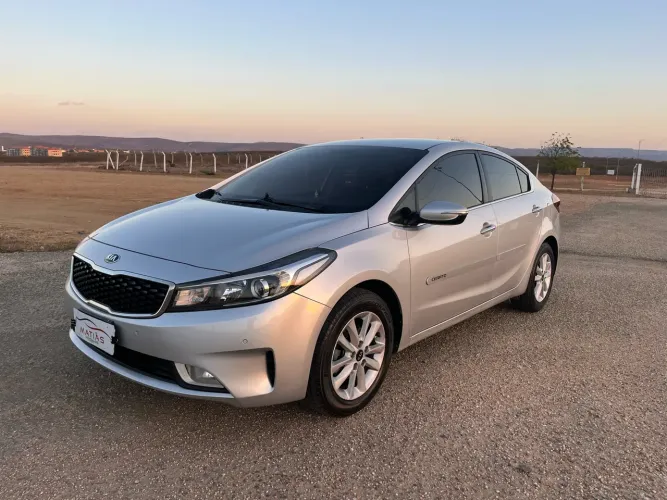 Kia Motors Cerato 1.6 16V Flex Aut. 2017