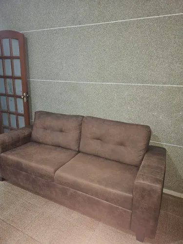 SOFÁ TRÊS LUGARES