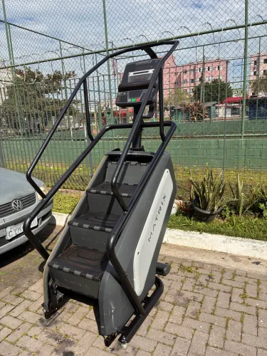 Simulador de escada Matrix