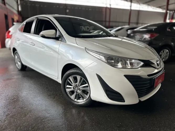 Toyota Yaris XL Sedan 1.5 Flex 16V 4P Aut. 2022