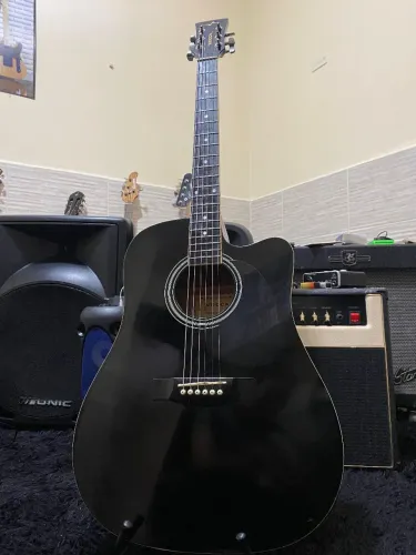 Violão Vogga Folk em perfeito estado