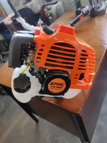 Roçadeira STIHL Profissional  Nova sem uso 