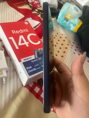 REDMI 14C Novo 5 meses de uso com nota fiscal e carregador