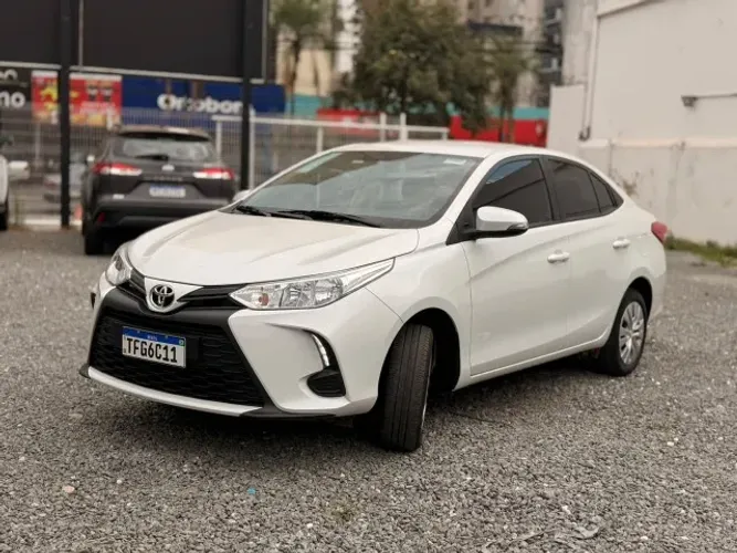 Toyota Yaris XL Sedan 1.5 Flex 16V 4P Aut. 2023