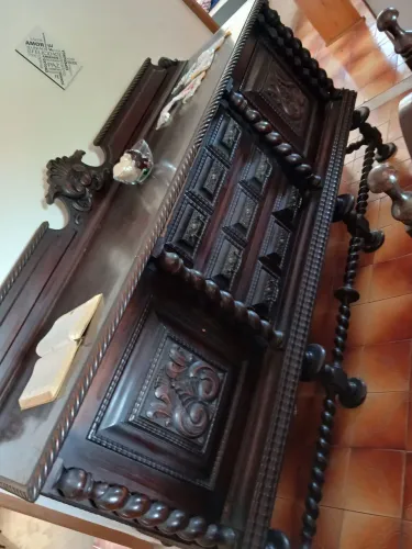 Movel estilo manuelino do século XIX imponente madeira nobre