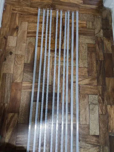 Perfil de alumínio em U, com 22mmx11mm cada um com 3 metros.Todas as peças por...