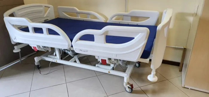 Cama hospitalar elétrica