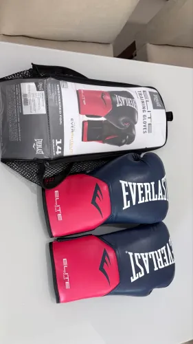 LUVAS DE LUTA (muay thai, boxe?)