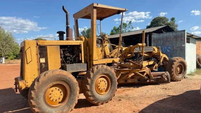 MOTONIVELADORA CATERPILLAR 120G
