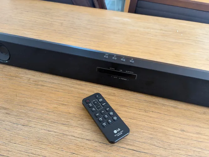 Sound bar LG