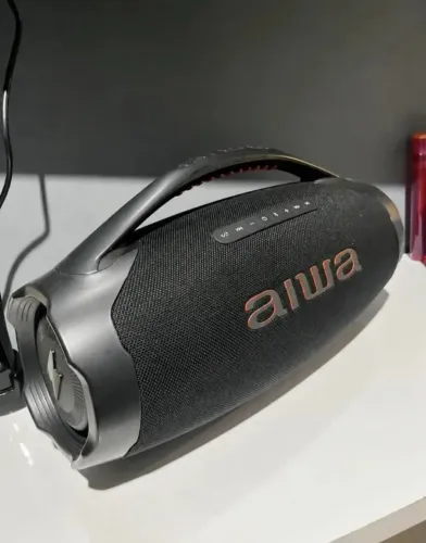 Caixa De Som Boombox Plus Aiwa Bbs-01-b 200w Bt 30h Ip66 Usb