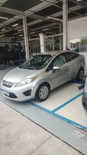 Alugo para aplicativos Uber / 99