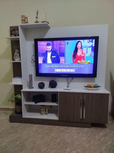 Estante em bom estado 
