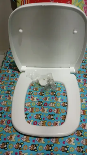 Vendo assento sanitário novo quadrado Soft Close Branco