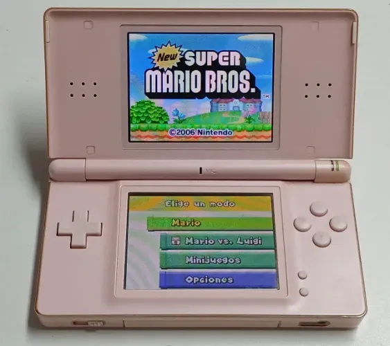 Nintendo Ds + cabo Carregador + jogos - loja física
