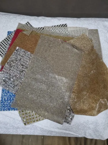 Mini mantas de strass e pedrarias para artesanato 