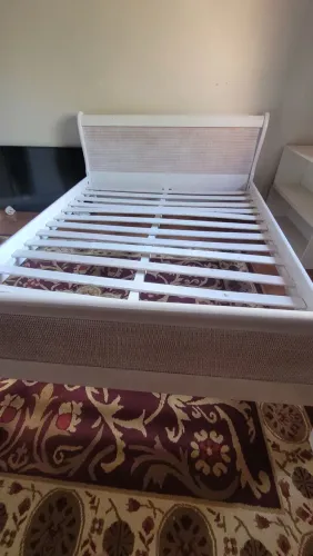 Linda cama Queen com colchão 