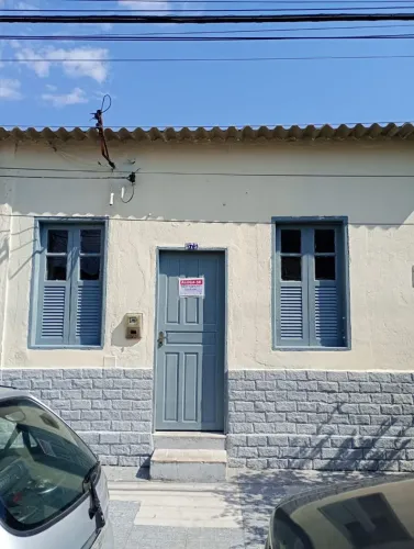 Aluga-se casa campos Elíseos