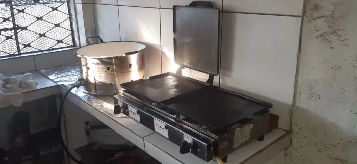 Fritadeira tacho de Pastel é Chapa de Hamburguer 400