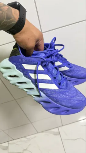 Vendo tênis da adidas de corrida