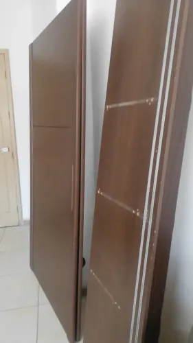 Guarda Roupa Casal com Portas de Correr