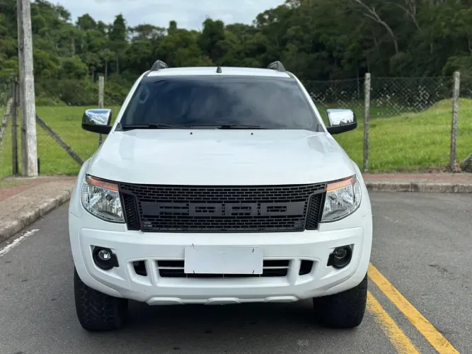 Ford Ranger XLT 2.5 16V 4X2 CD Flex 2015