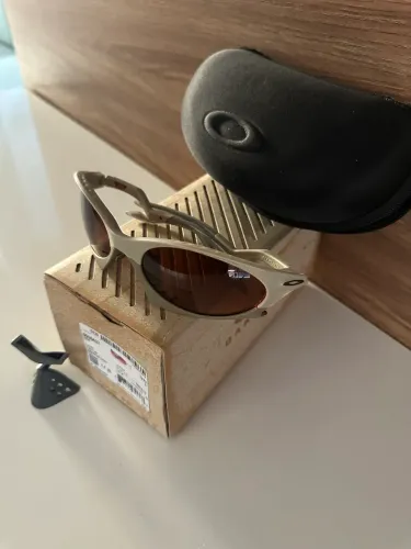 Óculo Oakley original