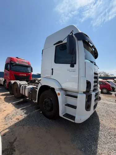 VW 25-390 TRACTOR 6x2 2013
