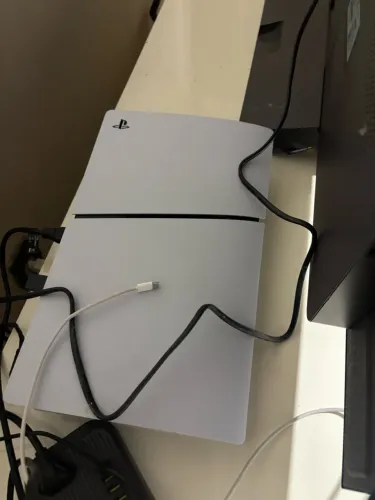 Ps5 Slim com 3 meses de uso