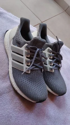 Vendo Tênis N 40 Adidas Ultraboost cinza original conservado