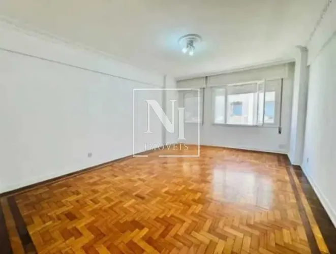 Apartamento : Padrão / Residencial / Copacabana