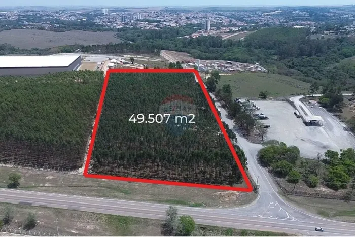 Área Industrial à Venda em Capivari Rodovia SP-101
