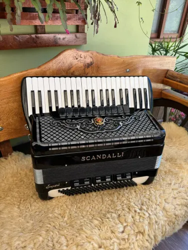 Acordeon Scandalli