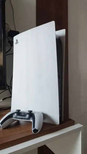 PS5 mídia digital e física 