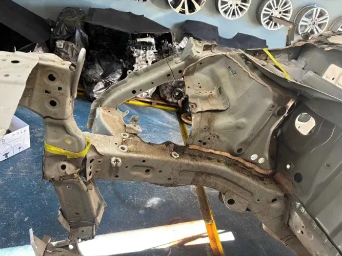 Retalho longarina direita detalh City Hatch 1.5 2022-26 *100