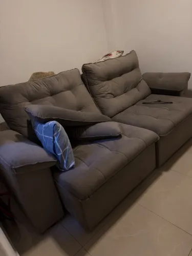 Sofá retrátil 4 lugares