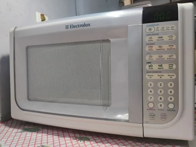 Microondas Electrolux 31 litros
