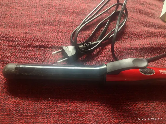 Modelador de Cachos Mondial Infinity EM-12 Cabo Giratório Bivolt Preto/Vermelho