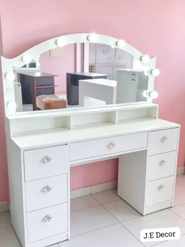 Camarim Ariel banqueta grátis