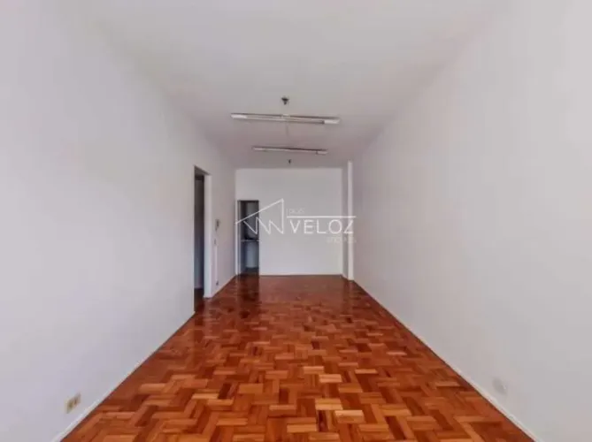 Apartamento : / Residencial / Centro