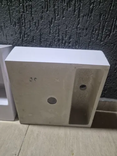 Cuba branca WC ou lavabo