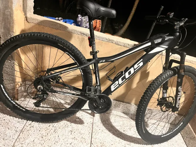Bike aro 29? quadro 15. Manutenção em dia