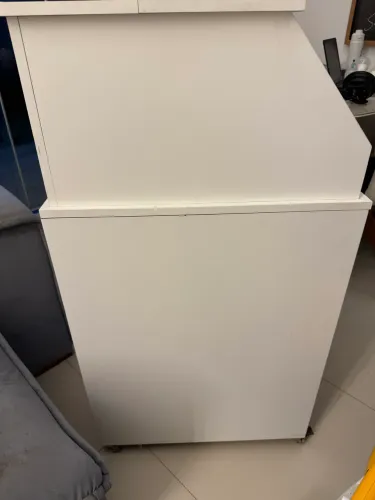 Balcão caixa para loja - c/ rodinhas 