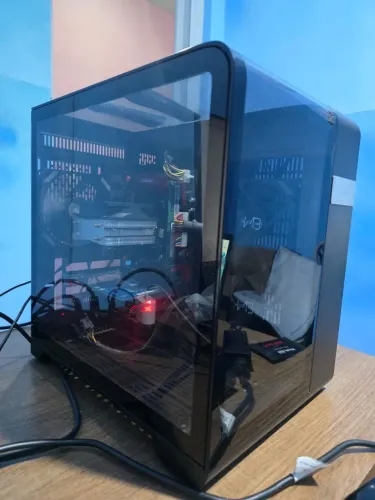 Pc xeon 2682 v4 + 32GB + 700w 80plus + SSD480