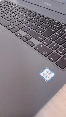 Notebook Samsung essentials core i3 7° geração 8gb ddr4 ssd 128gb tela 15,6 polegadas 