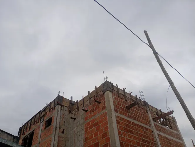 Tábuas p respaldo de laje